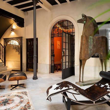 Pajaro Rebelde Bed & Breakfast Seville Ngoại thất bức ảnh