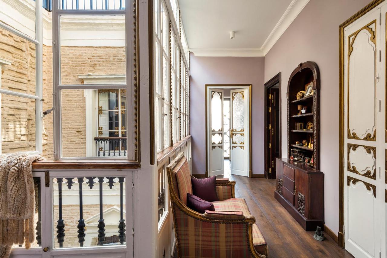 Pajaro Rebelde Bed & Breakfast Seville Ngoại thất bức ảnh