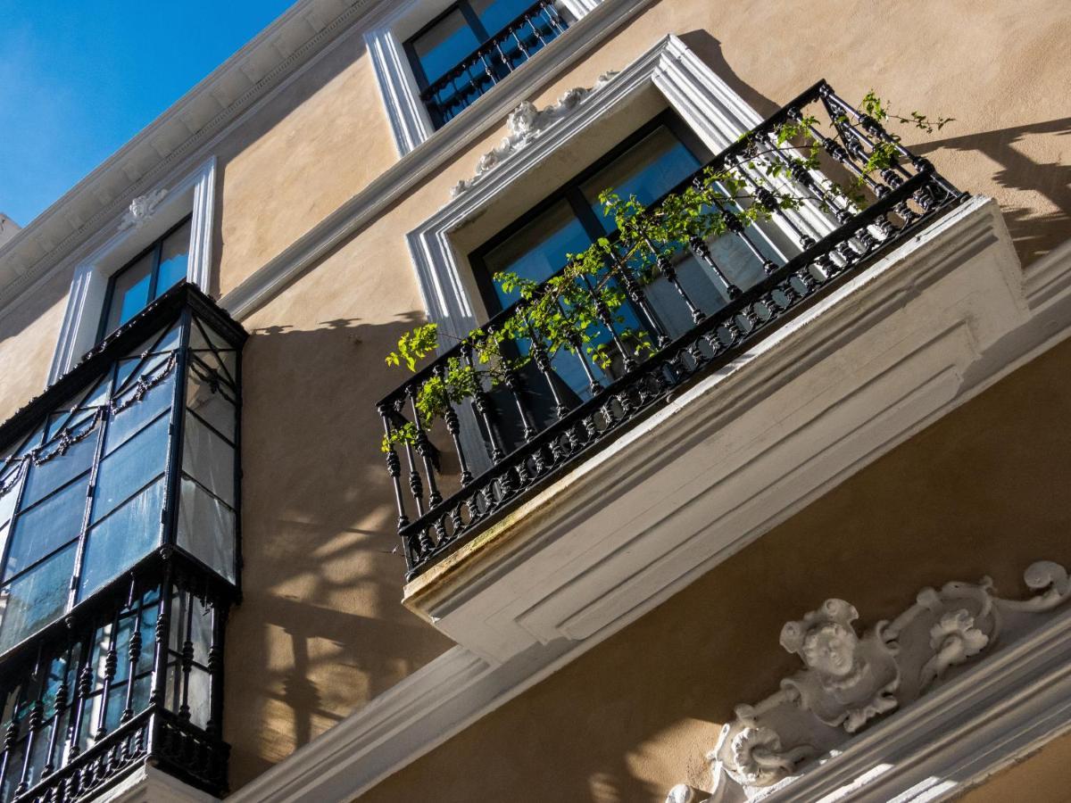 Pajaro Rebelde Bed & Breakfast Seville Ngoại thất bức ảnh