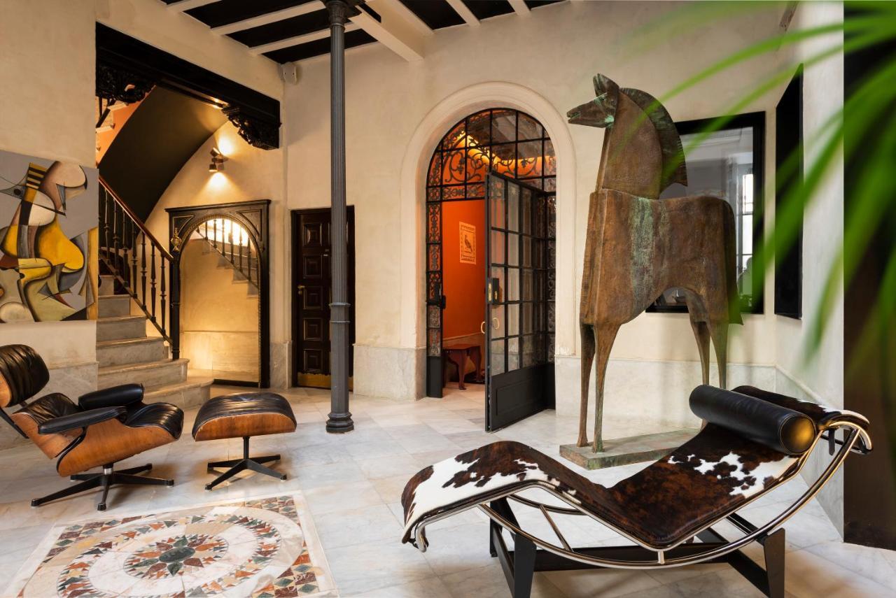 Pajaro Rebelde Bed & Breakfast Seville Ngoại thất bức ảnh