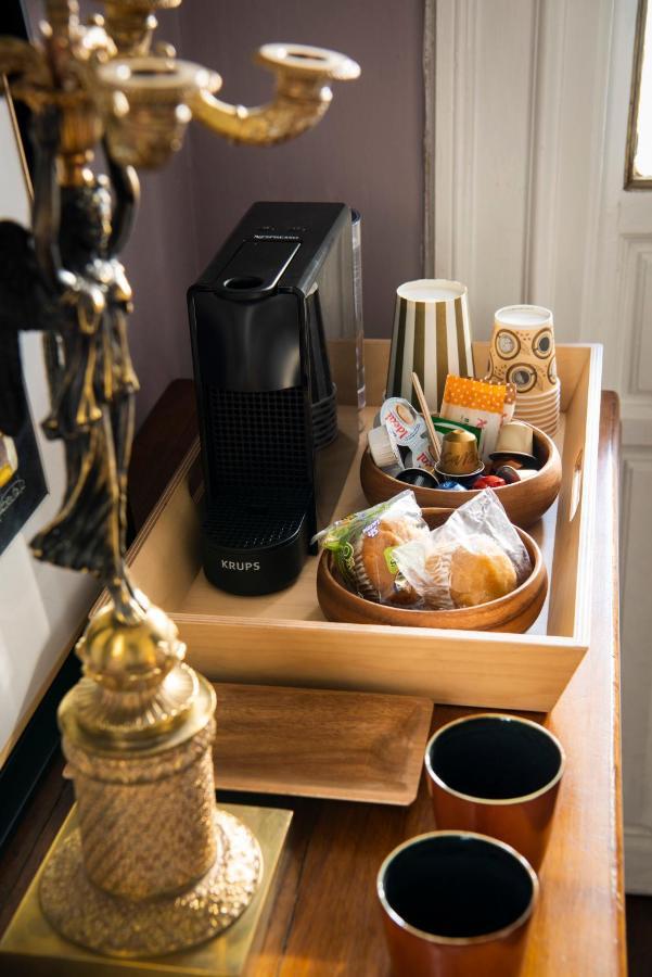 Pajaro Rebelde Bed & Breakfast Seville Ngoại thất bức ảnh