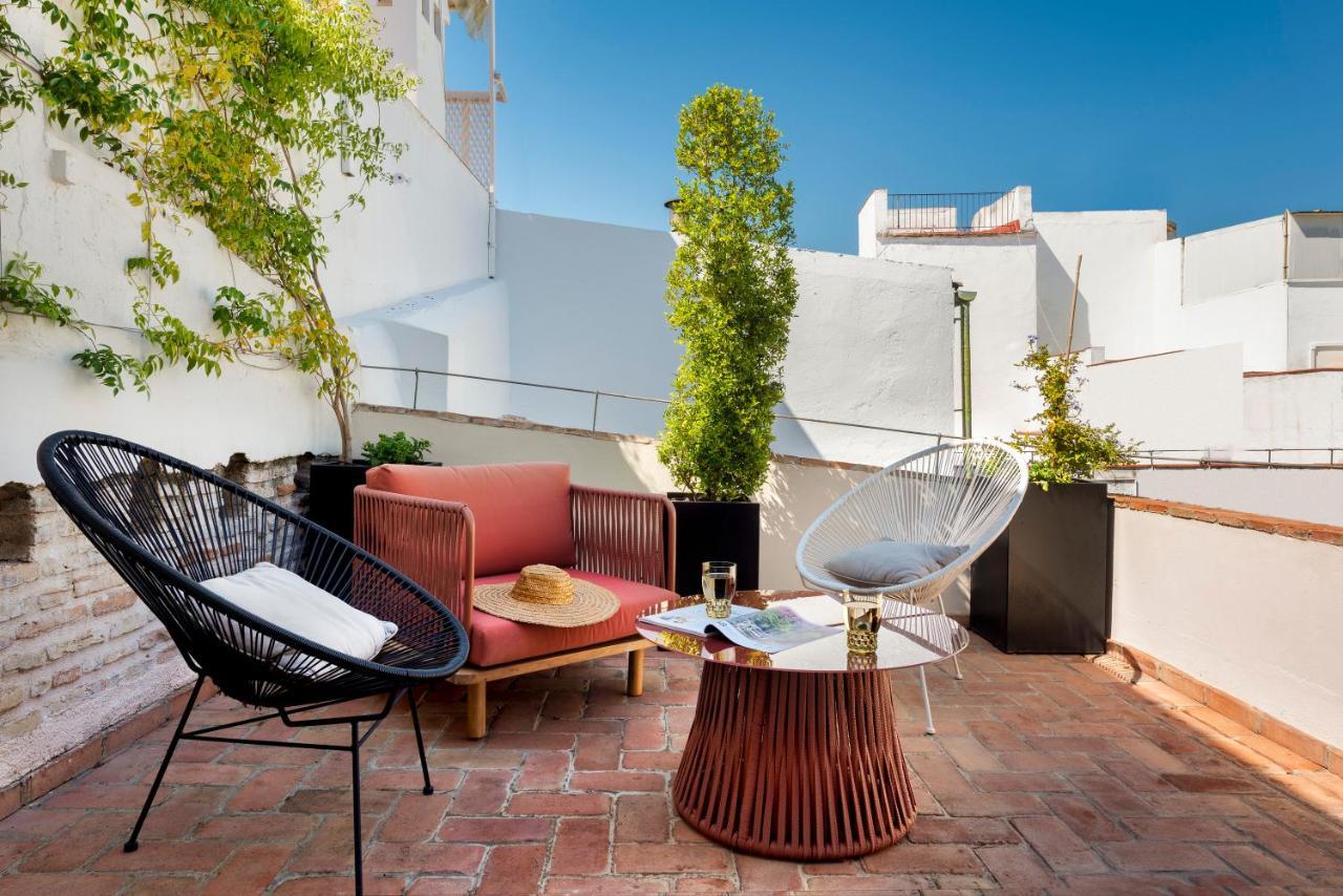 Pajaro Rebelde Bed & Breakfast Seville Ngoại thất bức ảnh